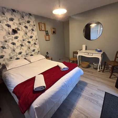 Casa de Férias Maison Au Coeur Du Circuit Des 24 Du Mans