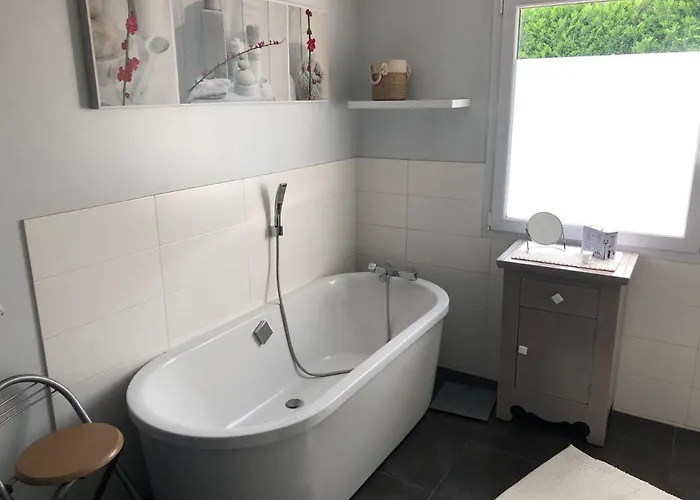 Casa de Férias Maison Au Coeur Du Circuit Des 24 Du Mans Le Mans